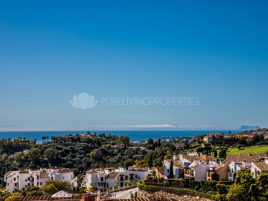 Beautiful ground floor apartment in Reserva de Alcuzcuz, Benahavis.