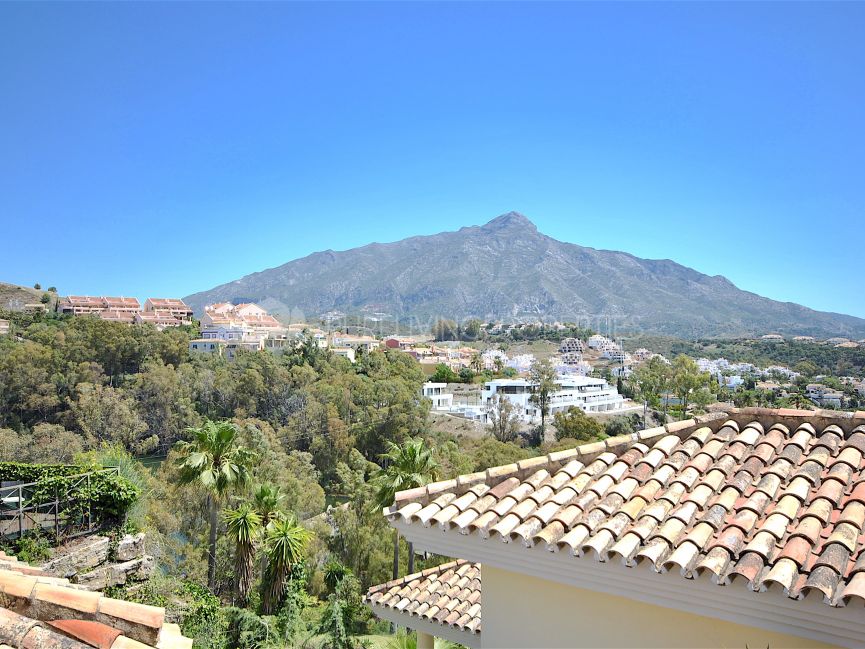 Atico Duplex en venta en Los Belvederes, Nueva Andalucia