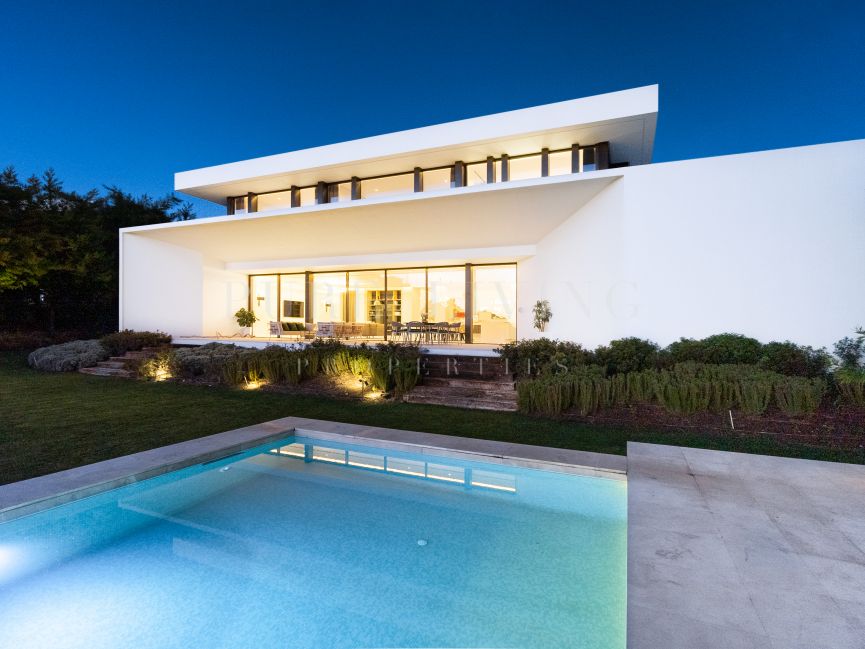 Outstanding modern Villa in La Reserva de Alcuzcuz