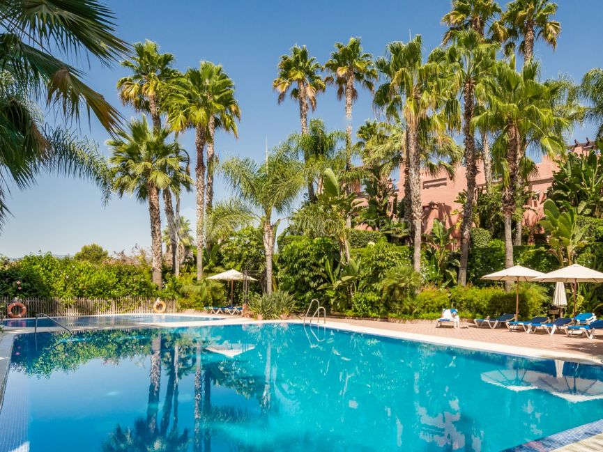Spacious and well located townhouse on Marbella Golden Mile
