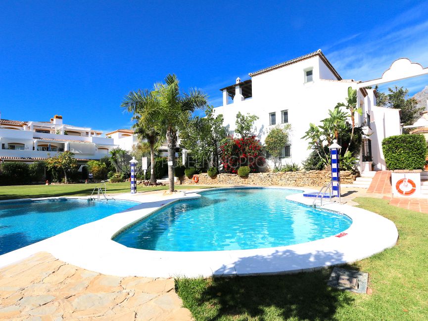 Ground floor flat with 3 bedrooms in the heart of Nagueles
