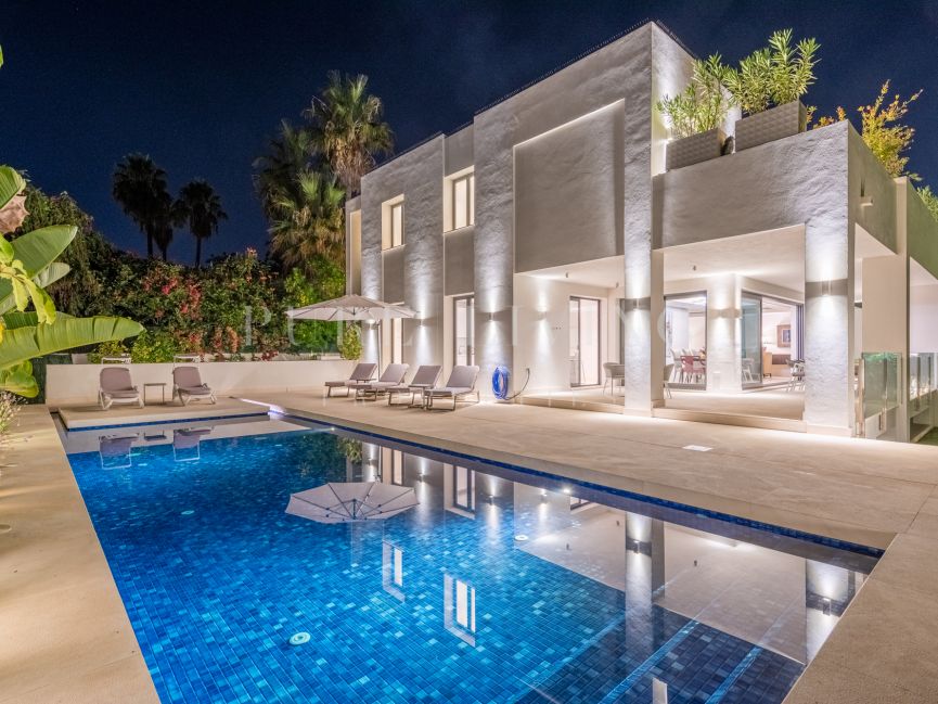Newly built beachside contemporary villa