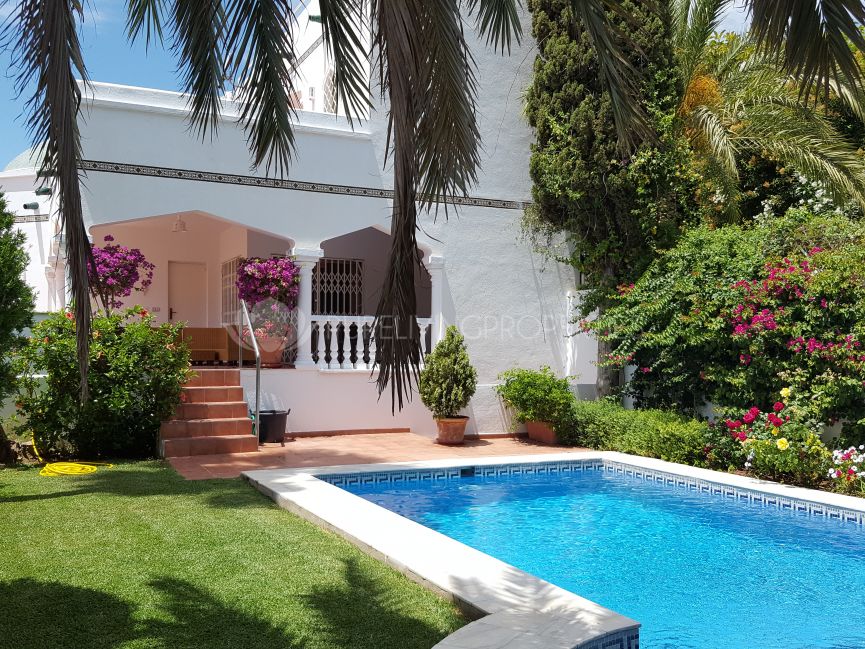 Charmante Villa à Marbella Hill Club