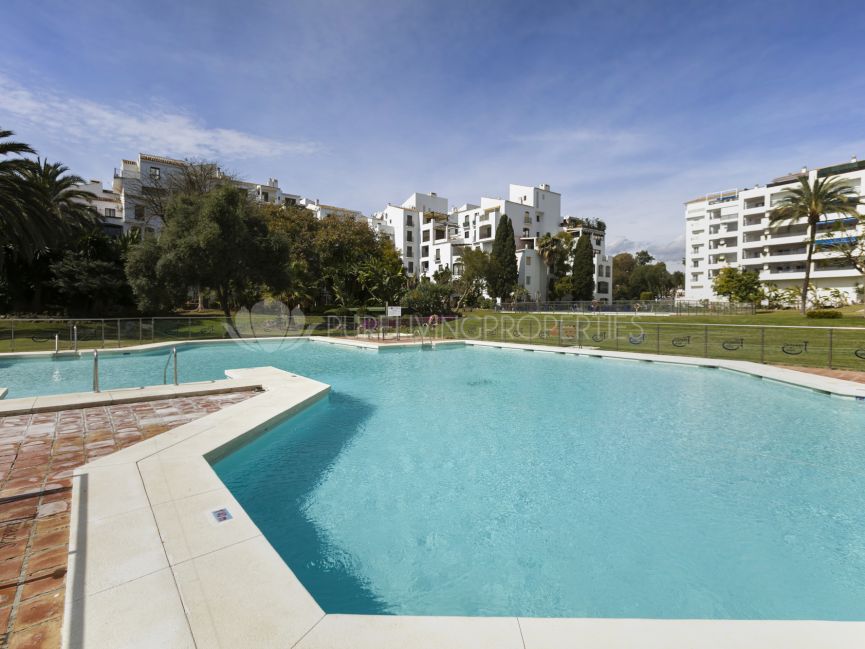 A one bedroom apartment in Puerto Banus