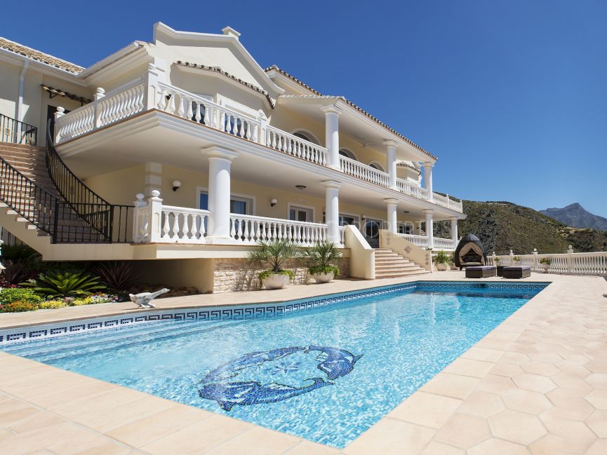 Villa with spectacular panoramic views in the Lomas de la Quinta