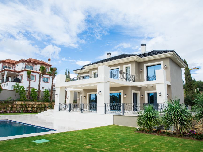Newly built villa in Los Flamingos Golf