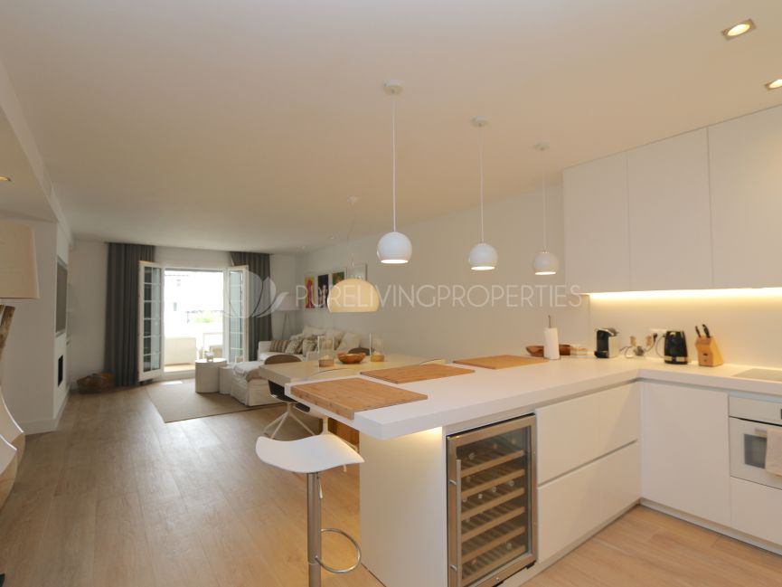 Fully refurbished three bed unit in Fase II, Puente Romano