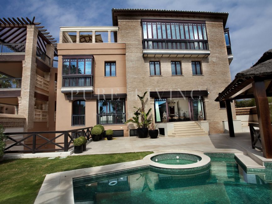 Unique frontline beach townhouse in Casablanca Beach, Marbella