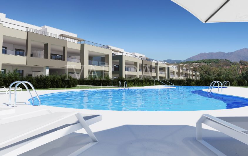 Neue Wohnung in Casares Costa, Malaga, in Fussgangnähe zum Strand und Golfplatz