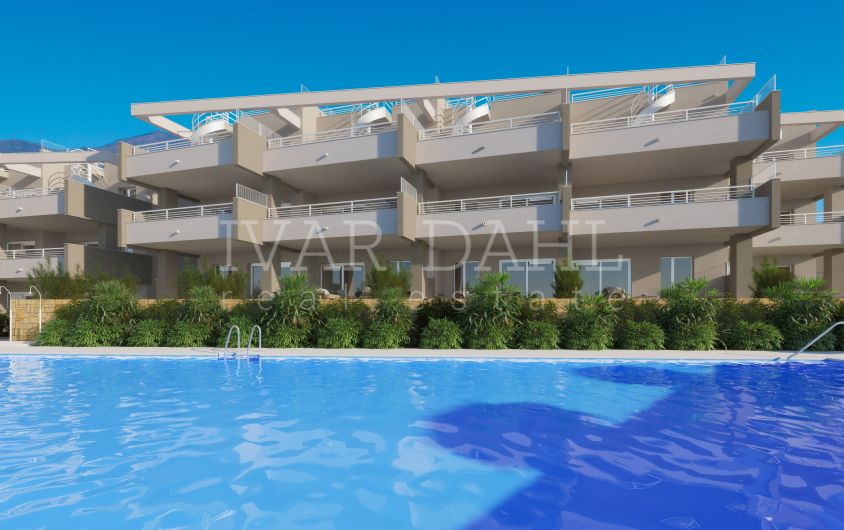 Ny lägenhet på första raden av golf, Estepona, Costa del Sol