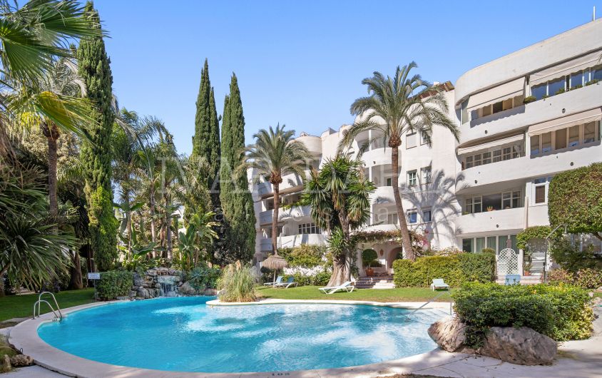 Luxuriöse Erdgeschosswohnung in Marbella Golden Mile