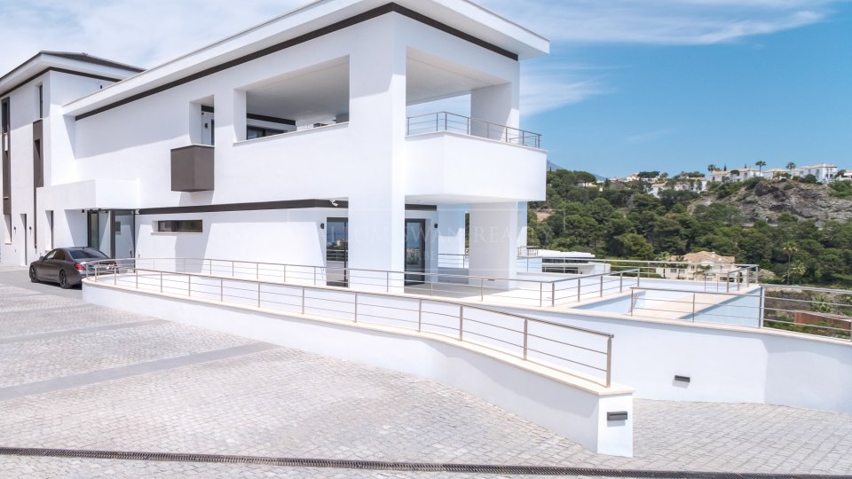 Benahavis, Moderna villa de lujo con espectaculares vistas abiertas