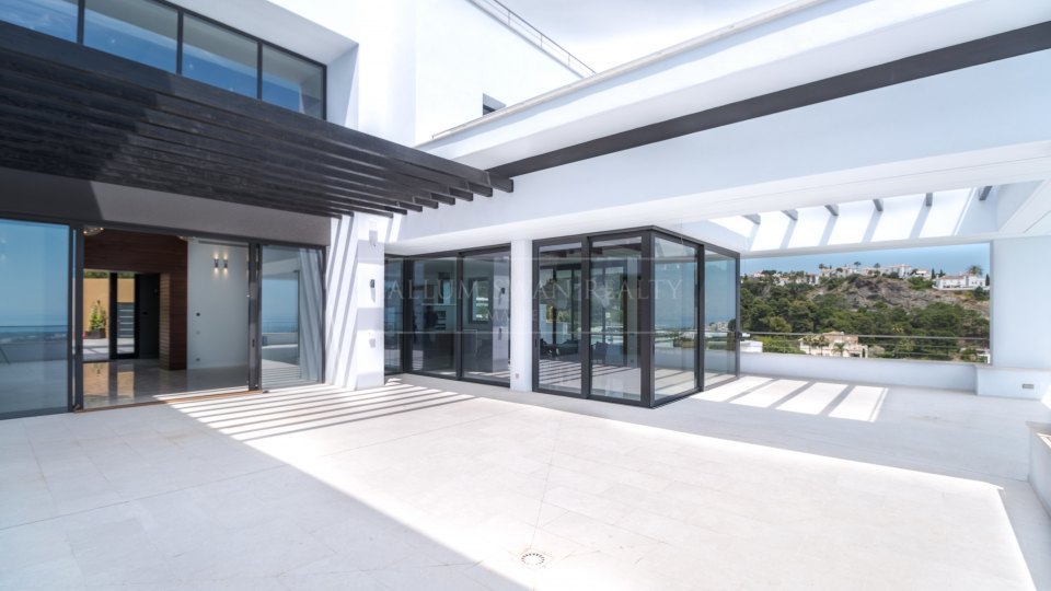 Benahavis, Moderna villa de lujo con espectaculares vistas abiertas