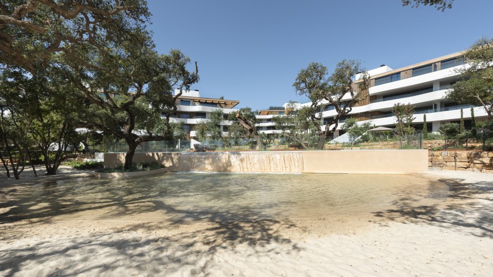 Sotogrande, Sotogrande : appartements de luxe dans une communauté fermée
