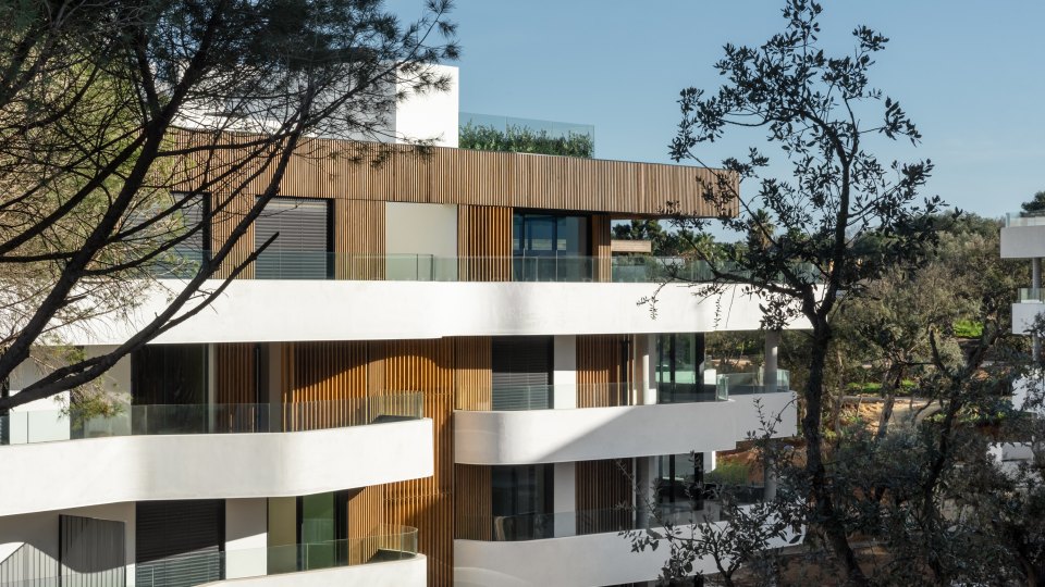 Sotogrande, Sotogrande : appartements de luxe dans une communauté fermée