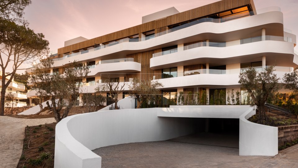 Sotogrande, Sotogrande : appartements de luxe dans une communauté fermée