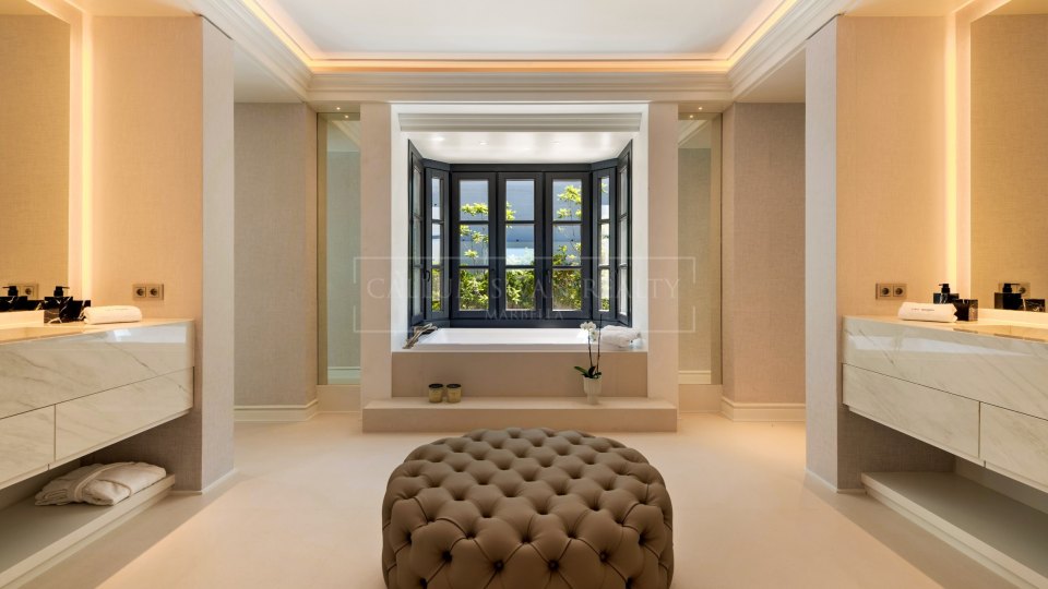 Benahavis, Impresionante villa de lujo en La Zagaleta con vistas abiertas al mar