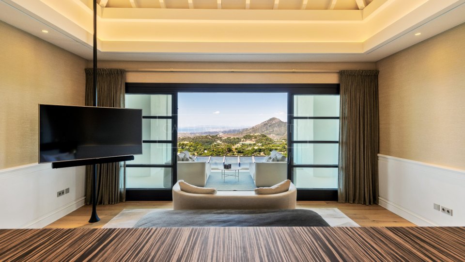 Benahavis, Impresionante villa de lujo en La Zagaleta con vistas abiertas al mar