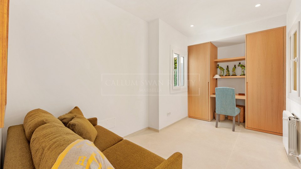 Marbella Golden Mile, Stunning luxury apartment in Ancon Sierra, Lomas de Marbella Club