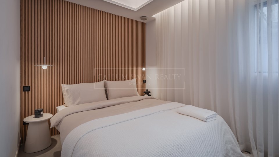 Marbella - Puerto Banus, Duplex-penthouse dans la marina de Puerto Banus avec vue sur la marina