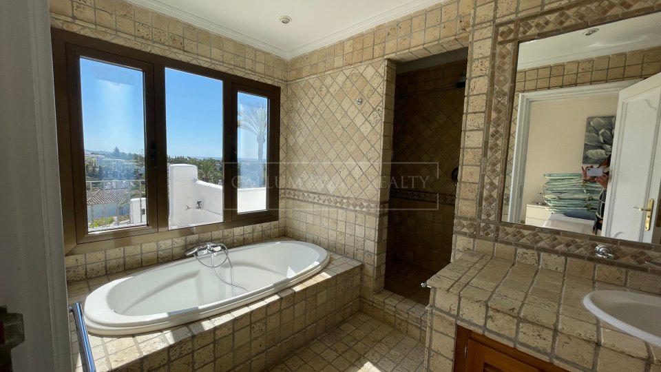Marbella Golden Mile, Preciosa villa familiar en Ancon Sierra