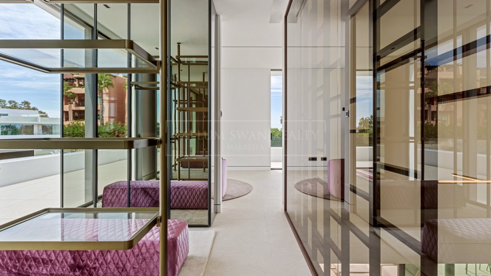 Marbella Golden Mile, Villa de luxe sur le Golden Mile de Marbella, à distance de marche de la plage