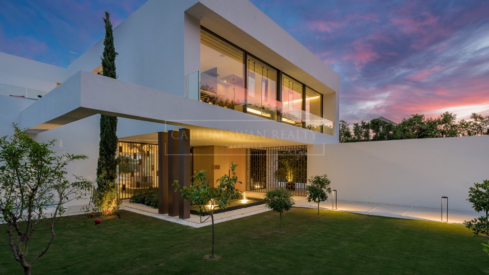 Marbella Golden Mile, Villa de luxe sur le Golden Mile de Marbella, à distance de marche de la plage