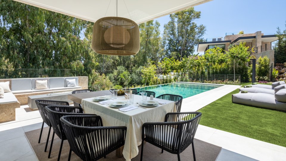 Nueva Andalucia, Villa moderna con vistas a la montaña en La Cerquilla