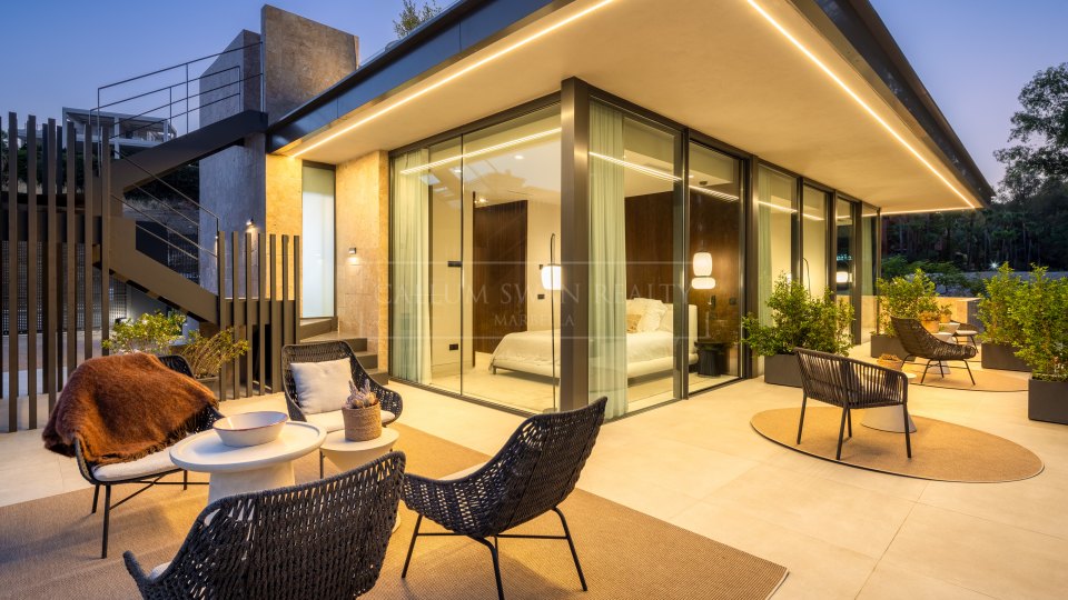 Nueva Andalucia, Villa moderna con vistas a la montaña en La Cerquilla