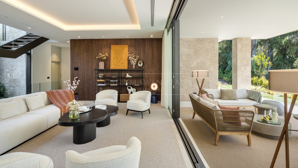 Nueva Andalucia, Villa moderna con vistas a la montaña en La Cerquilla