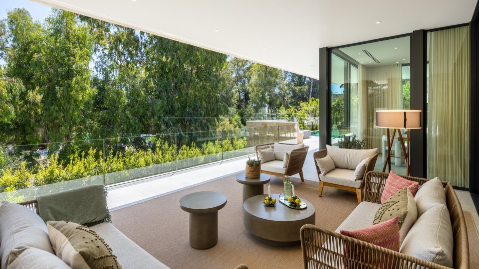 Nueva Andalucia, Villa moderna con vistas a la montaña en La Cerquilla