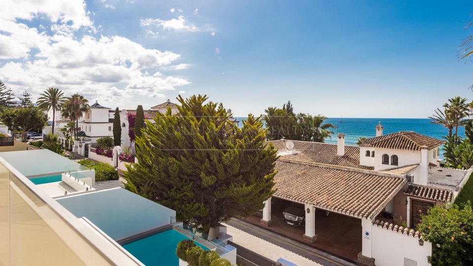 Marbella Golden Mile, Villa en bord de mer à Puente Romano, Marbella Golden Mile