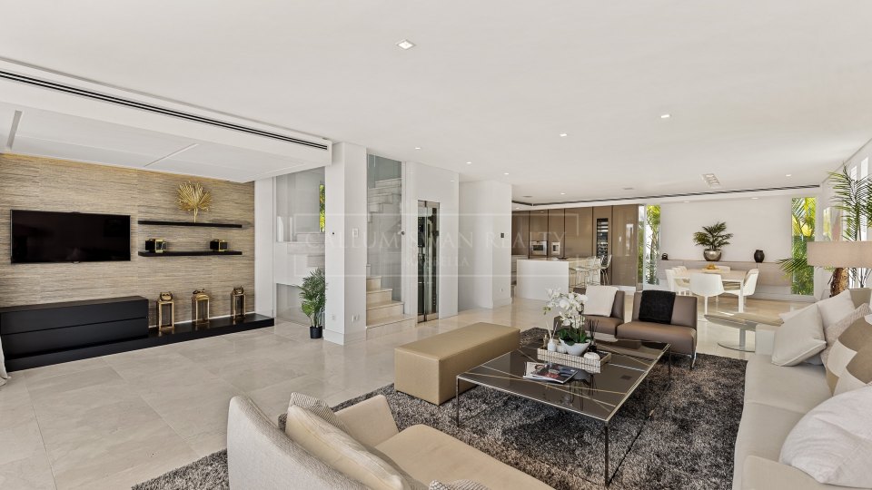 Marbella Golden Mile, Villa en bord de mer à Puente Romano, Marbella Golden Mile