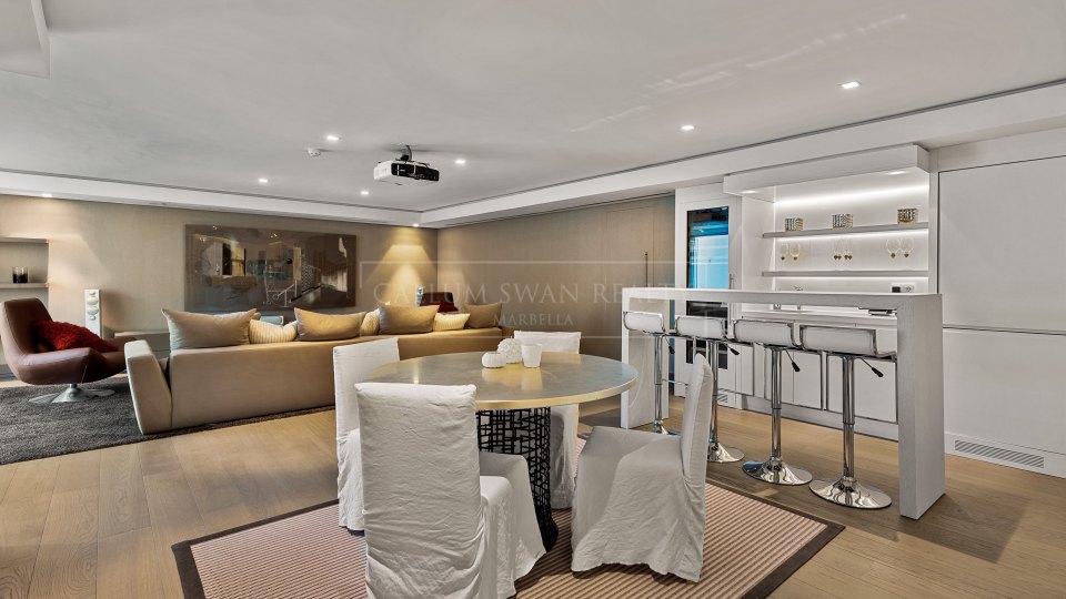 Marbella Golden Mile, Villa en bord de mer à Puente Romano, Marbella Golden Mile