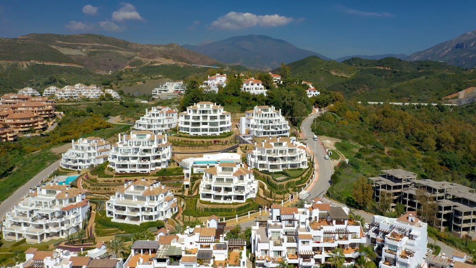 Nueva Andalucia, Apartamento de lujo con vistas panorámicas al mar
