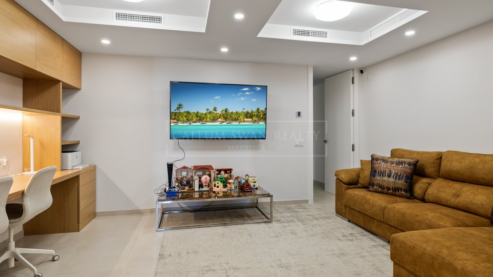 Nueva Andalucia, Apartamento de lujo con vistas panorámicas al mar