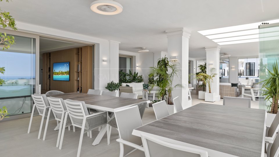 Nueva Andalucia, Apartamento de lujo con vistas panorámicas al mar