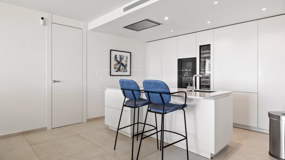 Nueva Andalucia, Apartamento de lujo con vistas panorámicas al mar