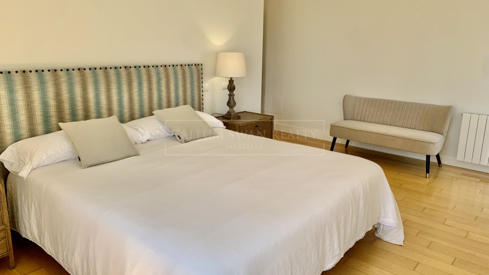 Marbella Golden Mile, Modern family home in Altos de Puente Romano