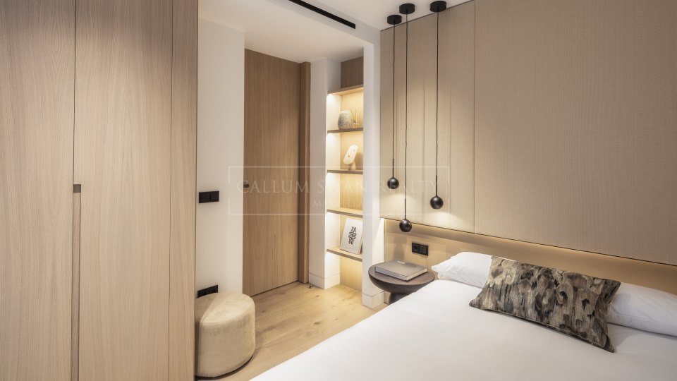 Marbella Golden Mile, Elegant luxury Apartment in Marina Puente Romano
