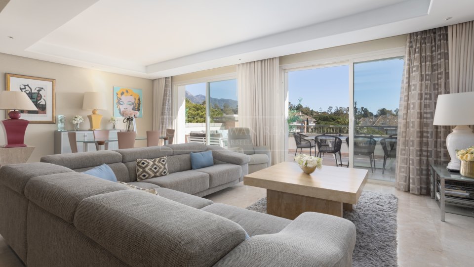 Marbella Golden Mile, Exquisite Property in La Trinidad: Luxury and Comfort in Marbella