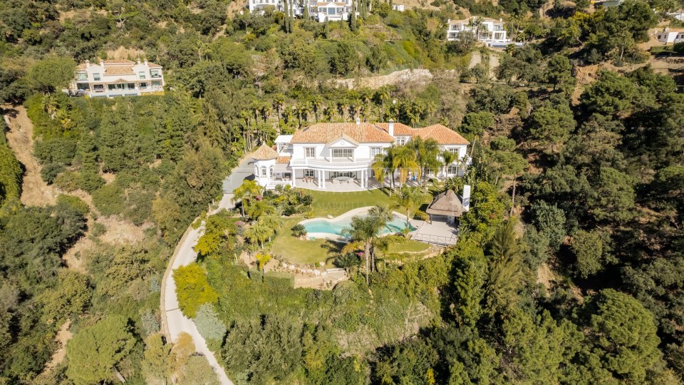 Benahavis, Elegante Villa en La Zagaleta con preciosas vistas al mar