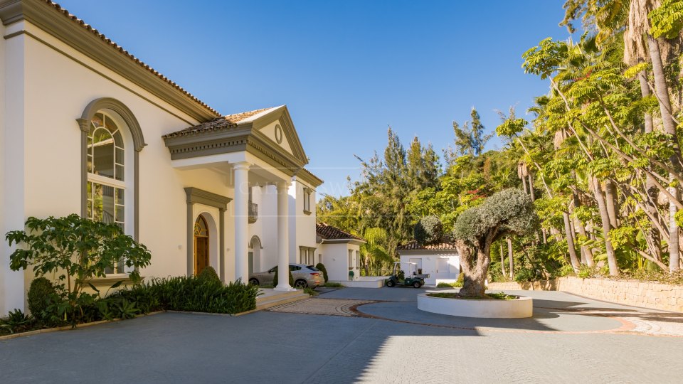 Benahavis, Elegante Villa en La Zagaleta con preciosas vistas al mar