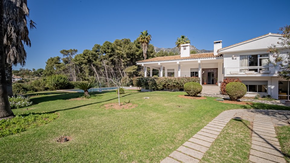 Marbella, El Mirador Marbella, villa avec un grand terrain à vendre