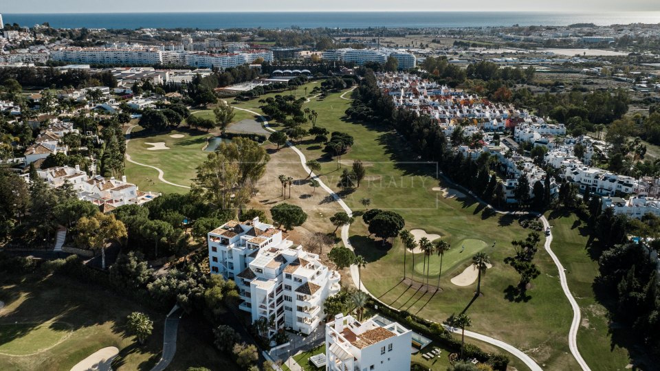 Nueva Andalucia, Penthouse à vendre à Alcores del Golf, Nueva Andalucia