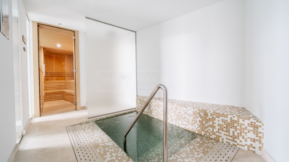 Benahavis, Brand new luxury apartment with panoramic views in La Quinta
