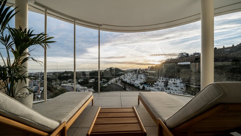 Benahavis, Brand new luxury apartment with panoramic views in La Quinta