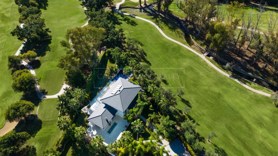 Nueva Andalucia, Villa de lujo en primera línea de golf en venta en Nueva Andalucía