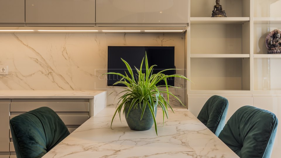Nueva Andalucia, Superbe penthouse duplex à vendre à Las Alamandas