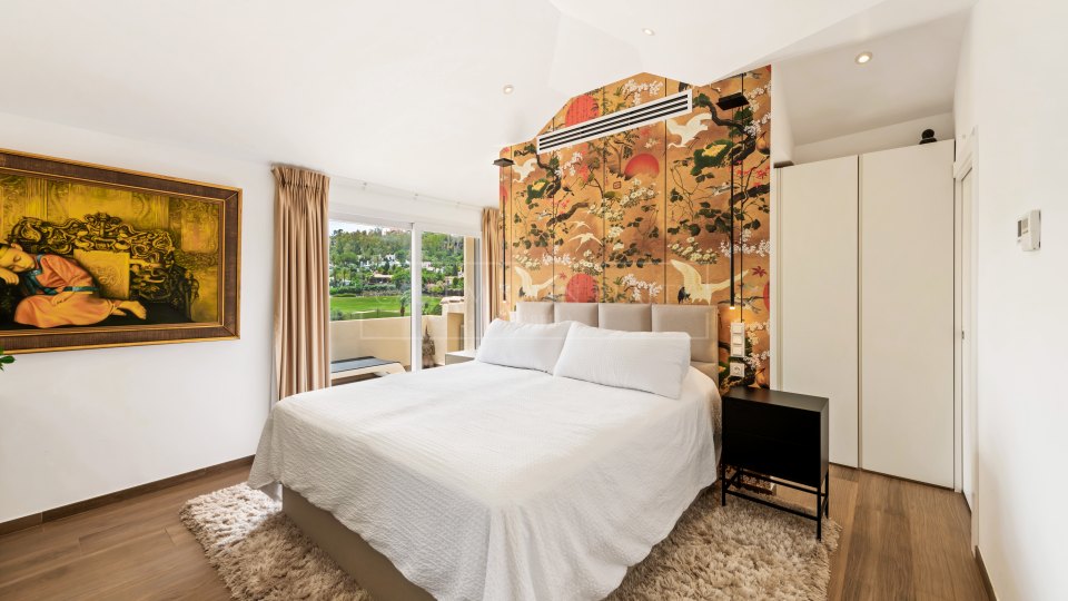Nueva Andalucia, Superbe penthouse duplex à vendre à Las Alamandas